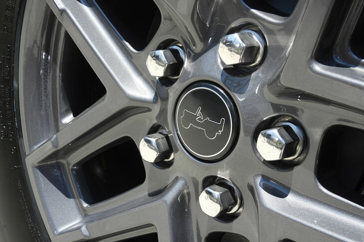 ジープ・ラングラー アンリミテッド スポーツ（ホイール）