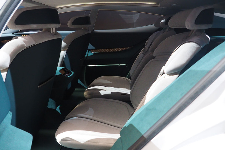 マツダ・ビジョンXクーペ