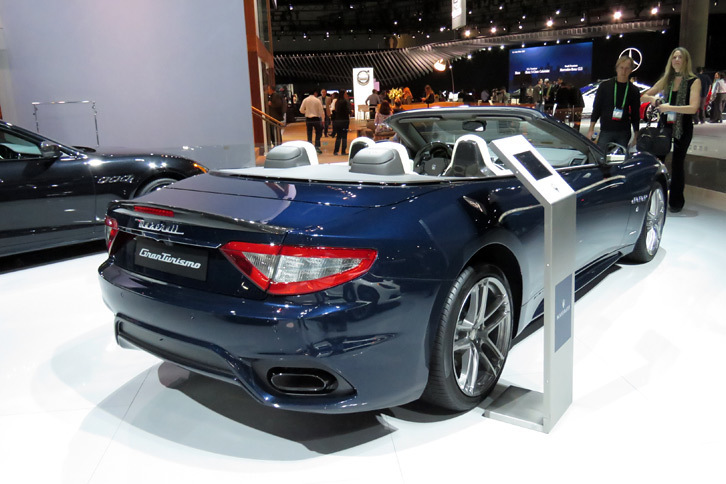 マセラティ・グラントゥーリズモCスポーツ