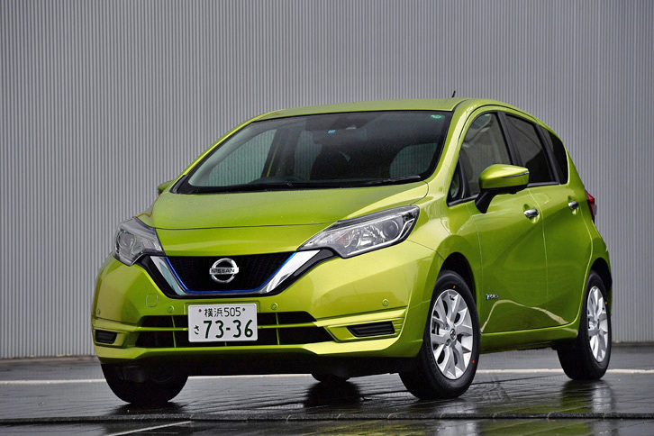 「ノートe-POWER」は「S」「X」「MEDALIST」の3グレード展開。今日の試乗車は「X」グレード。