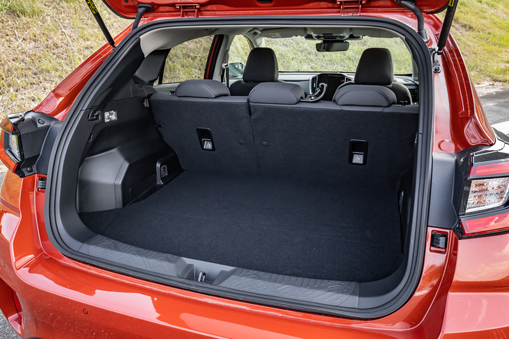 スバル・インプレッサ（ラゲッジスペース）