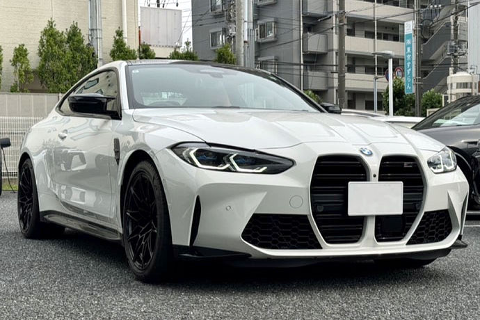 エニカのディーラーカーシェアのうち、2024年上期に“お気に入り”登録のナンバーワンとなった2024年モデルは「BMW M4」（写真はMotoren Saitama浦和支店のシェアカー）。こんなクルマも気軽にお得にシェアできます。