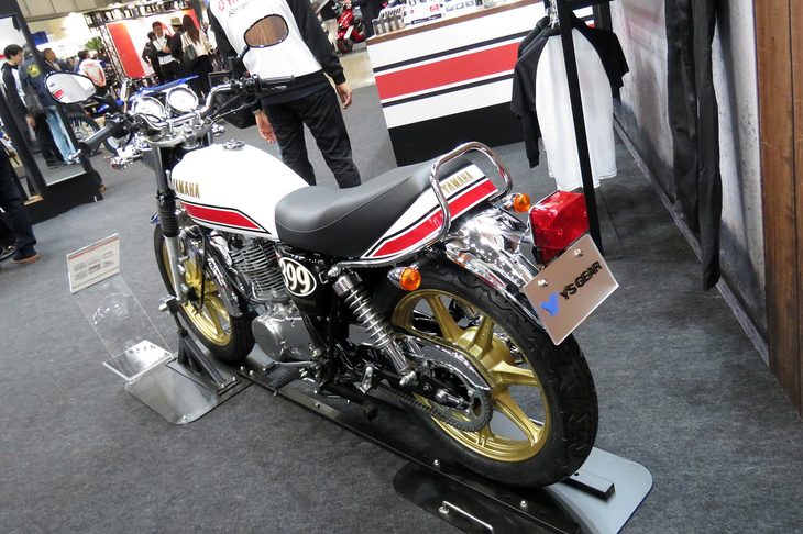 ヤマハSR400オーセンティックスポーツ
