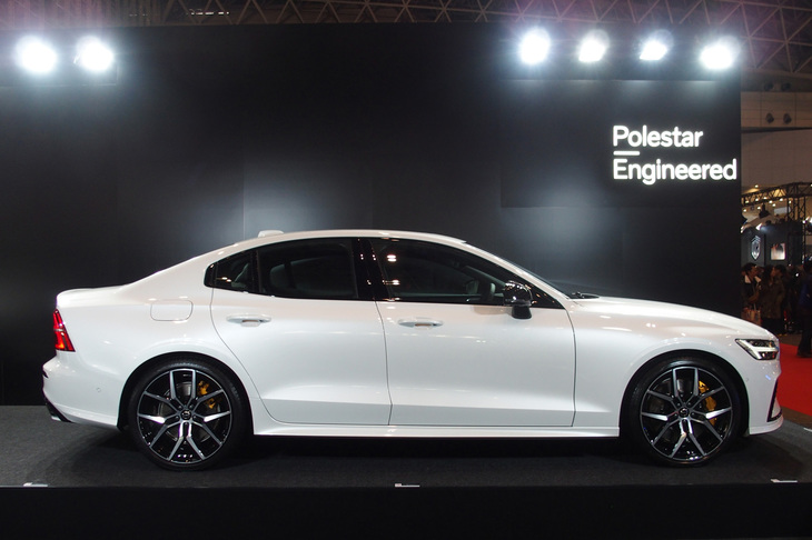 ボルボS60 T8ポールスターエンジニアード