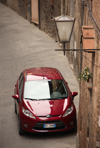 「フォード・フィエスタ」