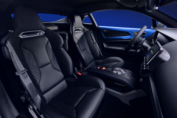 「A110ブルーアルピーヌエディション」のシート。