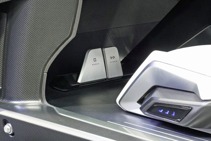 レクサスLF-30エレクトリファイド