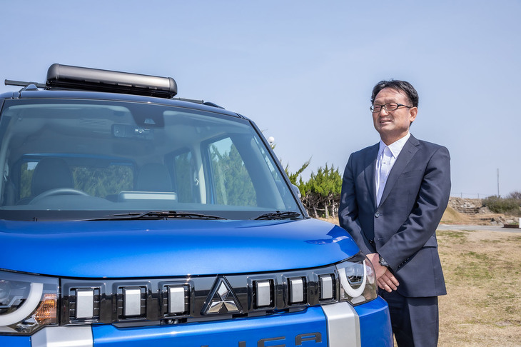 「デリカミニ」の開発にあたってユーザー層やSUV向け車両のニーズを再リサーチ。今本さんは「ターゲットをアクティブシニアからファミリーにシフト。アウトドア系のクルマの位置づけを見直して、デリカミニのコンセプトを固めました」と語った。