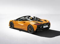 マクラーレンがオープントップの新型車「アルトゥーラ スパイダー」を発表の画像
