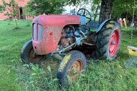 ランボルギーニの「DL30スーパー」型トラクター。マッティーアさんによれば、前所有者の時代からあったものという。