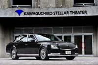 ボディーカラーは、試乗車のエターナルブラック「神威（かむい）」を含む全4色がラインナップされる。