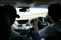 日産の最新ハイブリッド車に先行試乗の画像