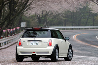 MINI クーパーS ジョンクーパーワークス（FF/6MT）【試乗記】の画像