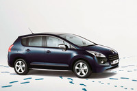 「プジョー3008 Family Pack（ファミリーパック）」