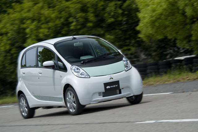 三菱の電気自動車「i-MiEV」がついに市販化 【ニュース】 - webCG