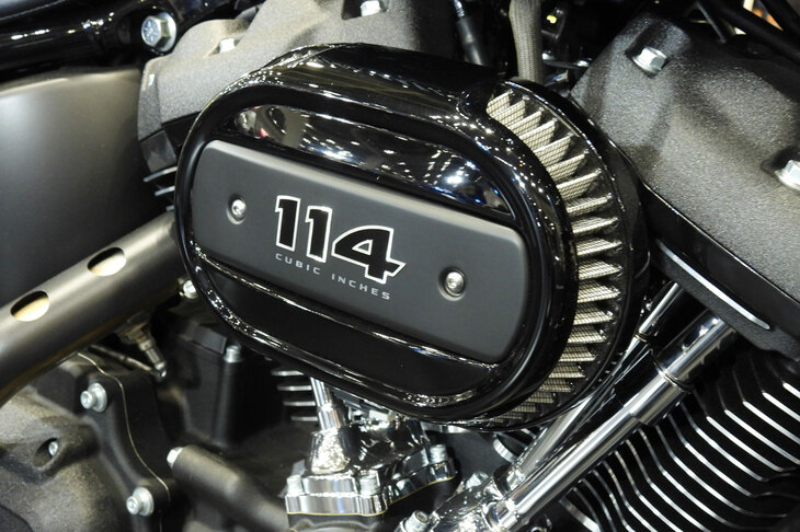 ハーレーダビッドソン・ストリートボブ114