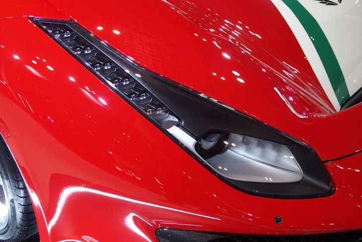 フェラーリ488ピスタ