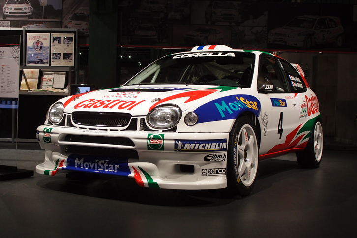 「トヨタ・カローラWRカー」（1997年）のプロトタイプ。
