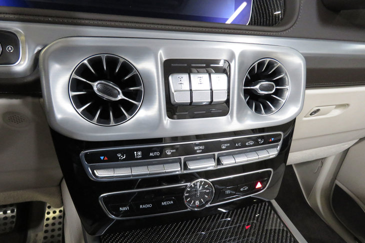 メルセデスAMG G63（メーターパネル）
