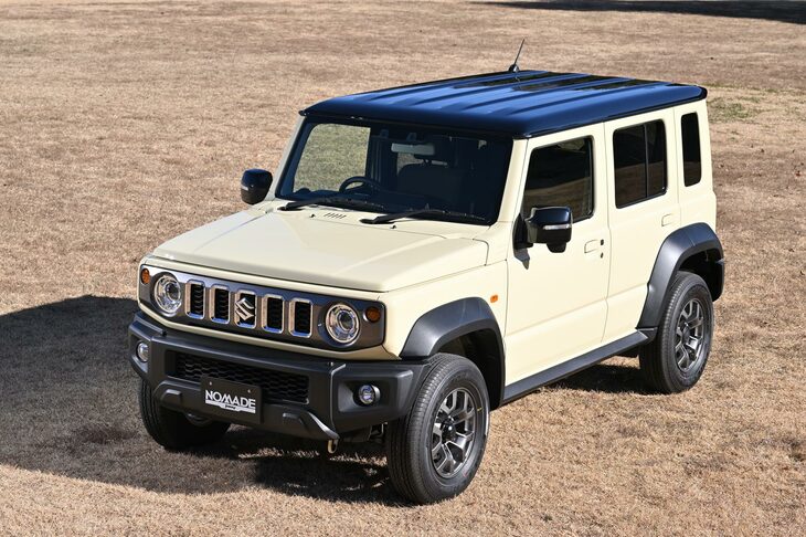 スズキ・ジムニー ノマド（車体色：シフォンアイボリーメタリック2／ブラックルーフ）
