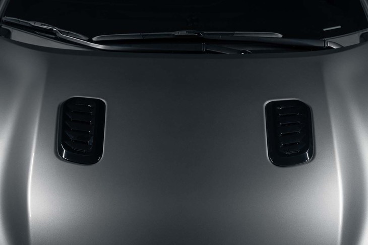 GRカローラ（ボンネットのエアバルジ）