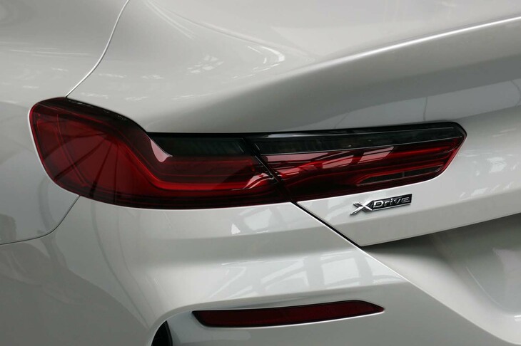 BMW 840d xDriveグランクーペ エクスクルーシブMスポーツ（リアコンビランプ）