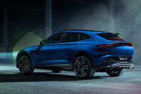 最高出力707PSの高性能モデル「アストンマーティンDBX707」が登場の画像