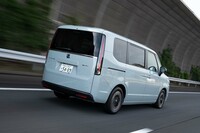 ホンダ・ステップワゴンe：HEVエアー