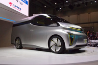 トヨタ車体のコンセプトモデル「LCV D-カーゴ コンセプト」。