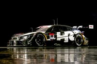 ホンダのニューマシン「CIVIC TYPE R-GT」登場　SUPER GT参戦に向けて走行テストを開始