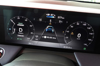 日産が電気自動車の新型「リーフ」の受注を10月17日にスタート　航続距離は702kmを実現の画像