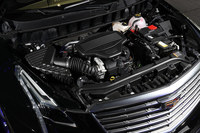 エンジンは「CT6」にも搭載される3.6リッターV6 DOHCのみ。トランスミッションは8段ATが組み合わされる。