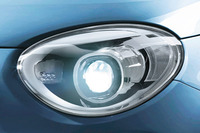 「フィアット500X」にジーンズカラーの限定車登場の画像