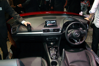 マツダのカーコネクティビティー元年