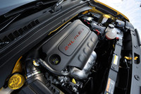 「レネゲード トレイルホーク」に搭載される2.4リッター直4エンジン。175psの最高出力と23.5kgmの最大トルクを発生する。