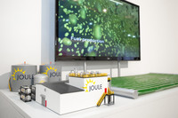 「e-fuel」は実用化を目指す現実のプロジェクトとして進められている。2014年には生産施設が完成する予定。