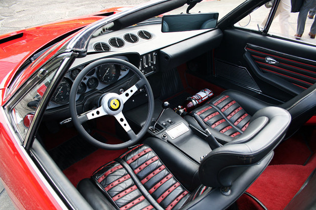 フェラーリ458スパイダー 内装・外装など20枚 【画像・写真】 - webCG