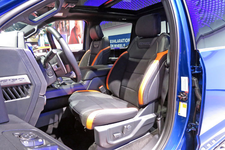 フォードF150ラプター