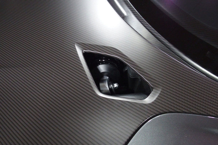 マクラーレンW1（フロントフード）