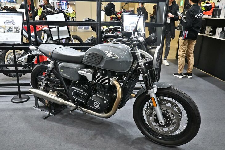 ブリクストン・クロムウェル1200