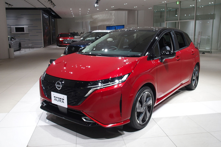 日産ノート オーラ