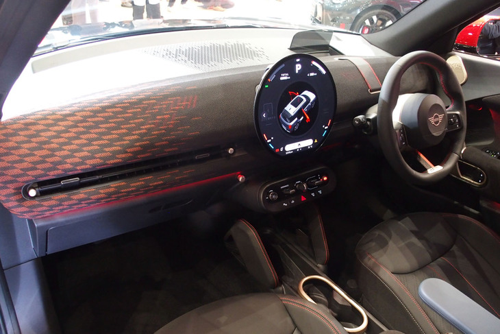 MINIジョンクーパーワークス エースマンE（インテリア）