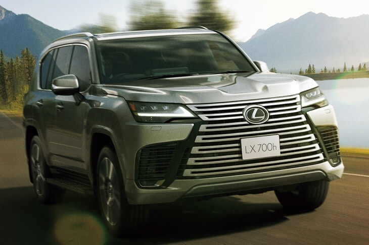 レクサスが擁する大型のラグジュアリーSUV「LX」。渕野氏いわく、このクルマには、日本のカーデザインに見るひとつの傾向が表れているというのだが……。