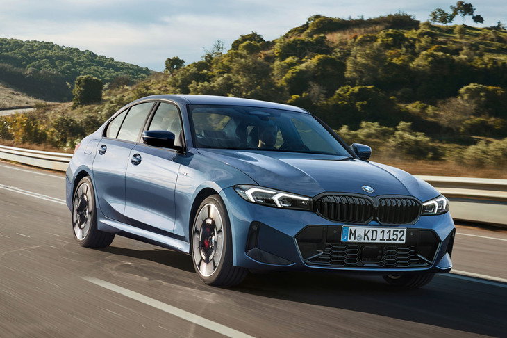 現行型「BMW 3シリーズ」も2018年のパリモーターショーで世界初披露されている。こちらもそろそろか。