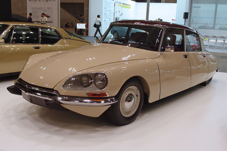 シトロエンDスーパー（1972年）／アウトニーズ