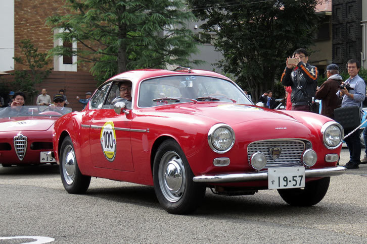 ランチアの小型高級車「アッピア」には、さまざまなカロッツェリアのボディーが架装された。こちらはザガート製のクーペボディーを備えた、1957年式「ランチア・アッピア ザガート」。