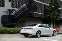 アウディA5クーペ2.0 TFSIクワトロ スポーツ