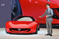 マツダが小型電動スポーツカーのショーモデル「アイコニックSP」を発表【ジャパンモビリティショー2023】の画像