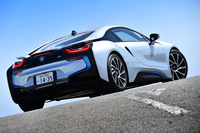 BMW i8（4WD/6AT）【試乗記】の画像