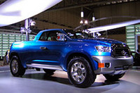 
	「フューチャー・トラック・コンセプト」。ダブルキャブのフルサイズ・ピックアップトラックというのは、アメリカの自動車メーカーにとって最後の牙城ともいうべきもの。ハイブリッドを武器に、どこまで切り込めるか。
	 